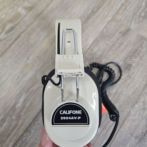 Califone 2924AV-PS Deluxe Stereo Over-Ear Headphones Vintage - Picture 2 of 7